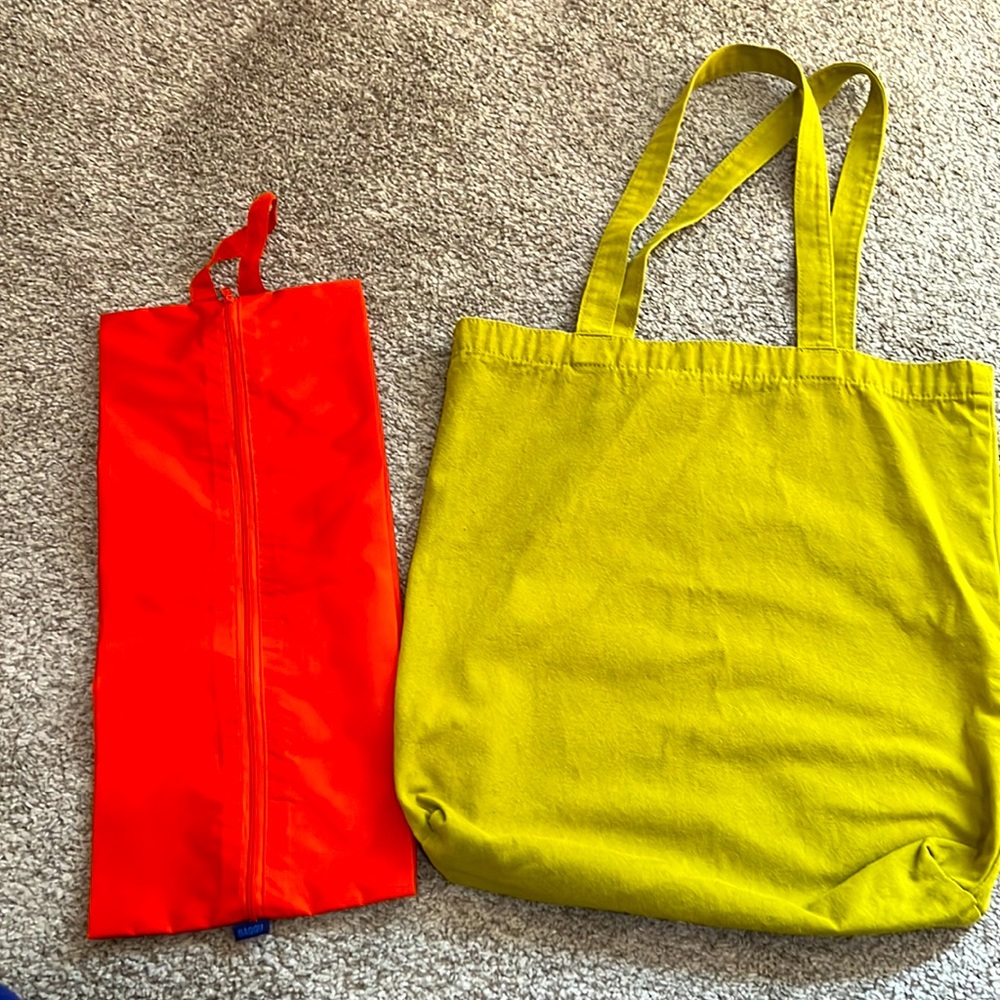 Baggu Bundle Market Tote and large 3D Pouch